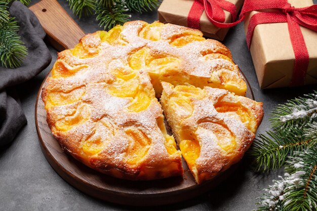 Bolo de férias de sobremesa cítrica com tangerinas