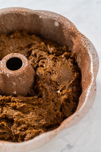 Foto bolo de gengibre com recheio de caramelo