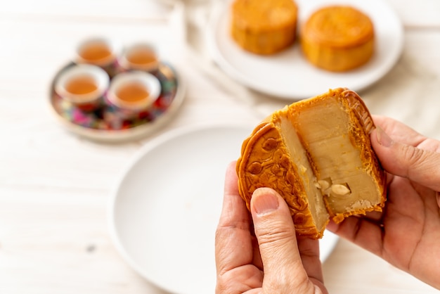 Bolo de lua chinesa para festival chinês de meados do outono