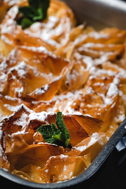 Bolo de massa Filo com forma de flor