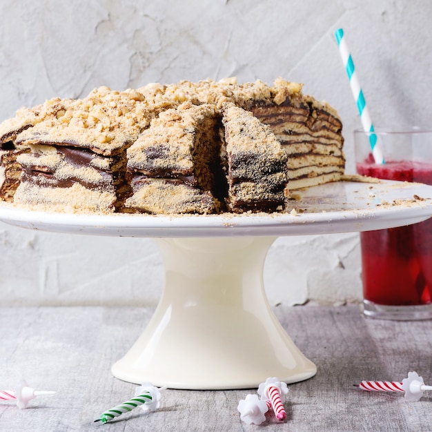 Bolo de mel de aniversário caseiro