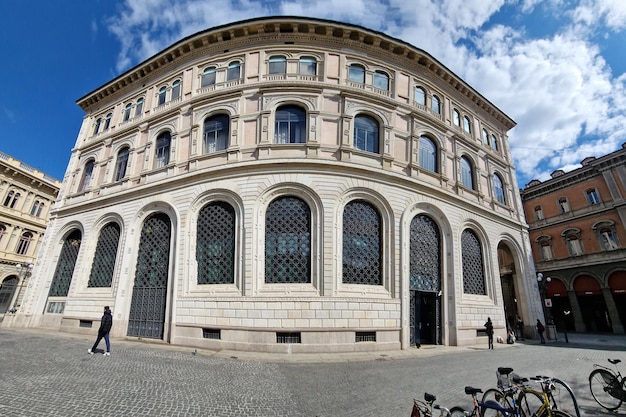 Bologna del francia edificio italia