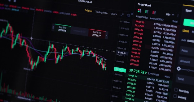 Bolsa de comercio de divisas criptográficas forex con indicadores gráficos de precios técnicos y números de datos para el concepto financiero y de inversión comercial