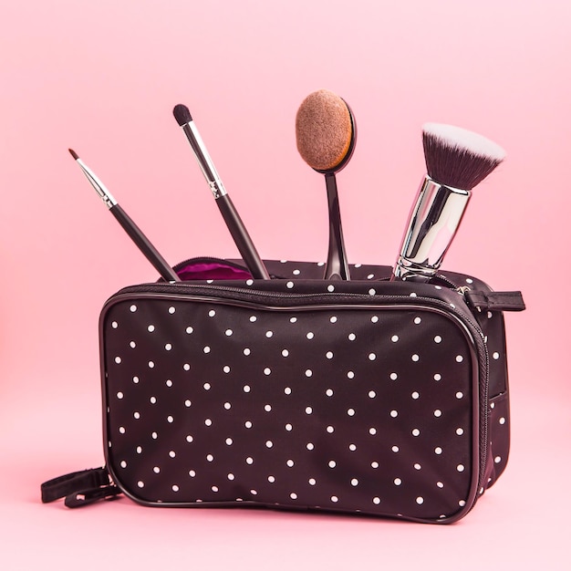 Foto bolsa de cosméticos moderna y elegante para almacenar cosméticos y viajar