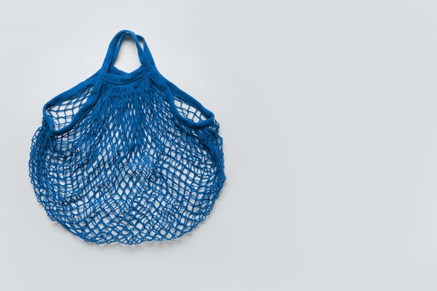 Bolsa de malla azul vacía