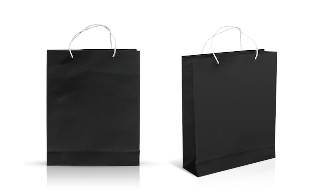 Bolsa de papel ecológico negra bolsa de compras ecológica aislada sobre fondo blanco