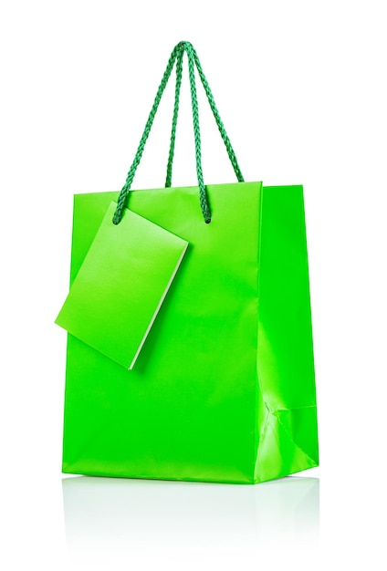 una bolsa de papel verde