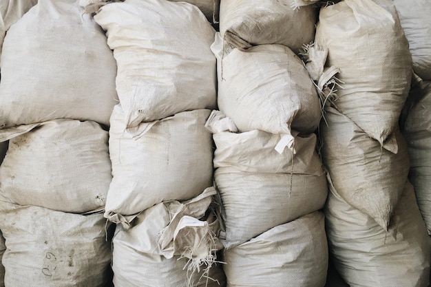 Foto bolsas de basura blancas