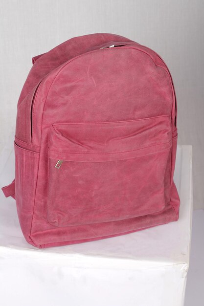 Foto bolso de escola de couro rosa lindo