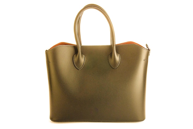 Bolso embrague aislado en cuero de moda blanco