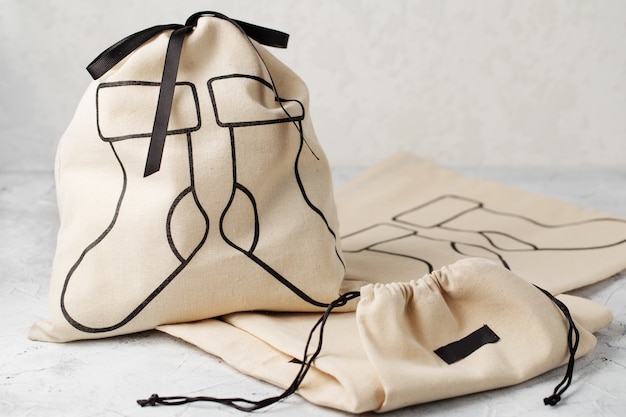 Bolso de lona con cordón, maqueta de pequeño saco ecológico hecho de tela de algodón natural