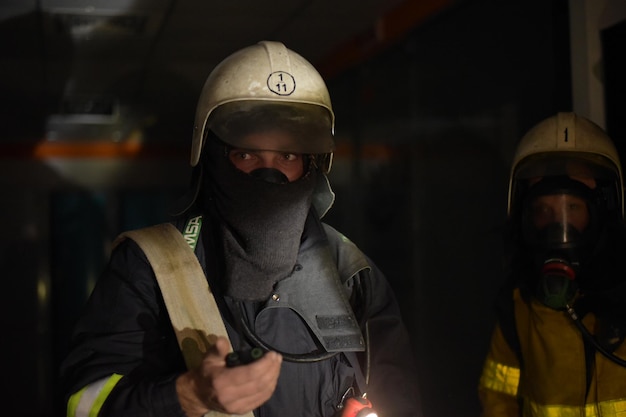 Foto bomberos ucranianos