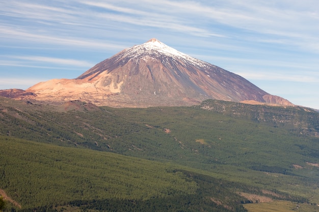 Foto bonita foto del volcán inactivo teide español
