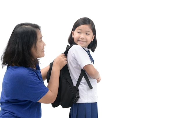 Bonito estudante asiática sorrir com a mãe dela