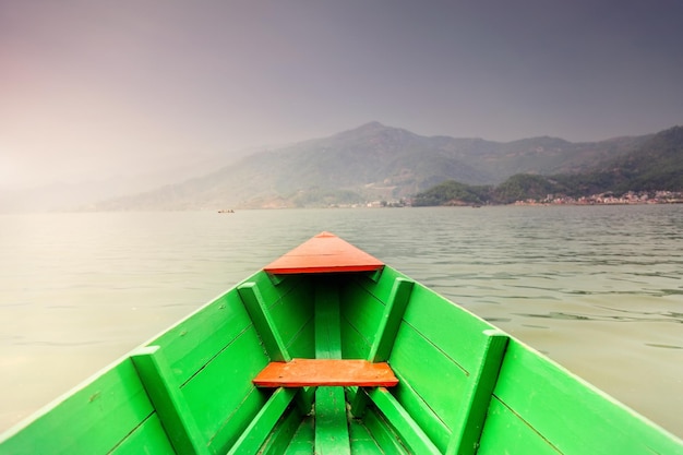 Boot im Pokhara-See