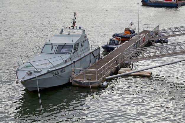 Boote der Policia Maritima in Porto