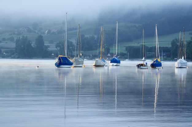 Foto boote im hafen