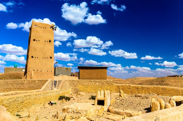 Borj cheikh el hadj em beni isguen, uma cidade no vale de mzab - argélia