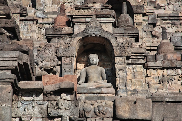 Borobudur, el gran templo budista de Indonesia