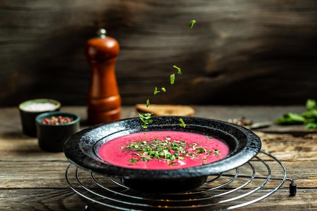 Borsch casero ruso ucraniano y polaco sopa nacional borscht rojo hecho de remolacha verduras banner menú receta lugar para texto