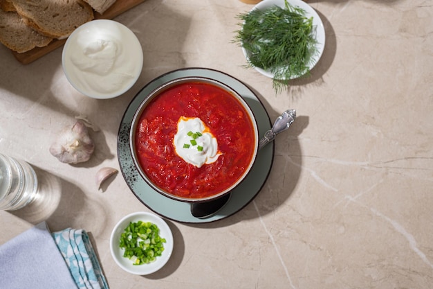 Borscht rojo ucraniano Sopa tradicional ucraniana