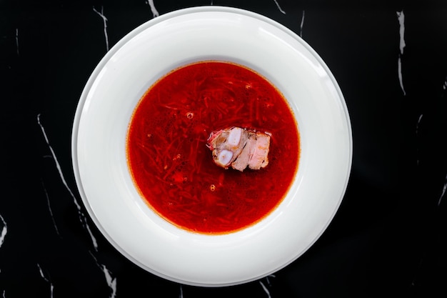 Borshch rojo de la sopa de la comida tradicional ucraniana