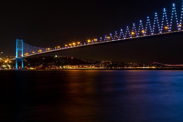 Bosporus-Brücke von Istanbul Türkei