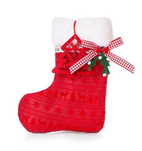 Botas de Natal vermelhas em fundo branco isoladas