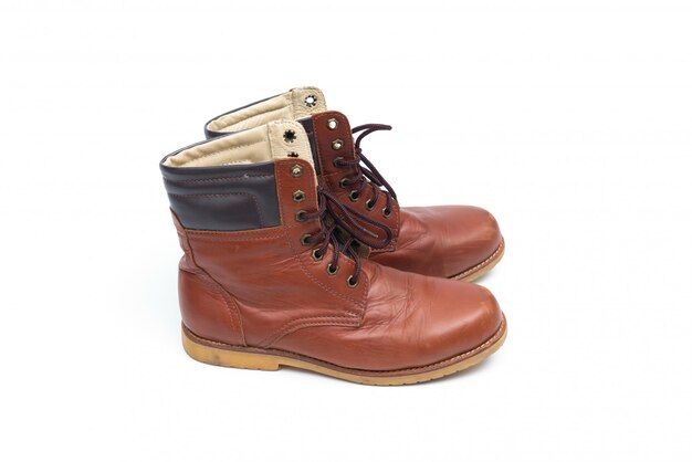 Botas masculinas de couro marrom