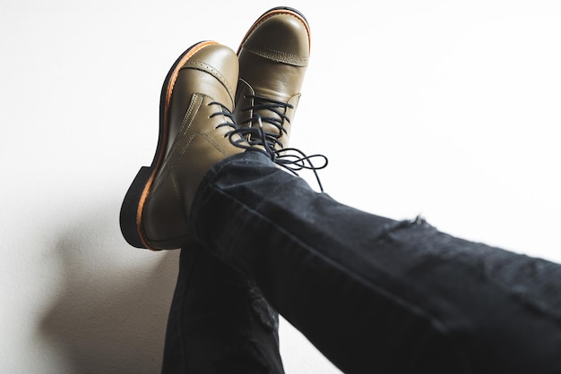 Foto botas zapatos de cuero mujer con suela de goma