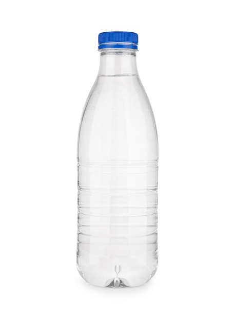 Botella de agua transparente