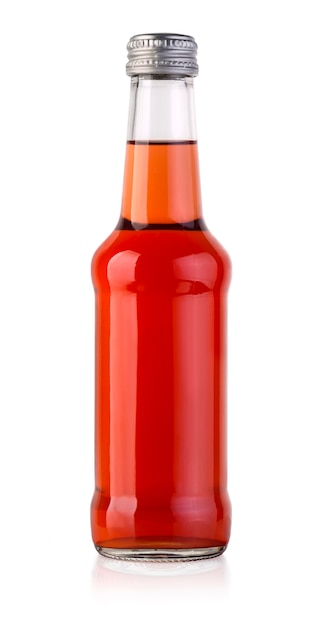 Foto botella de jugo rojo sobre blanco