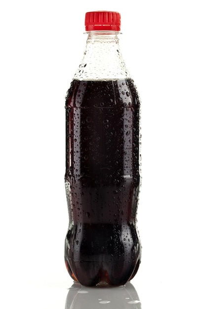 Foto botella de plástico de cola sin etiqueta