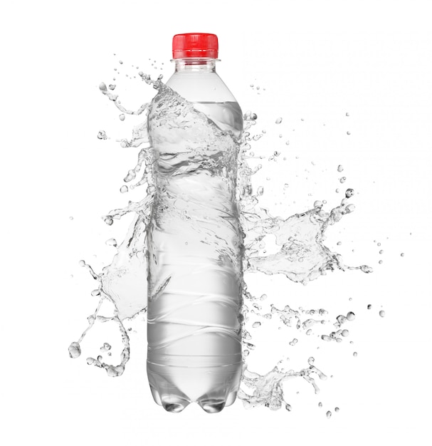 Botella con salpicaduras de agua