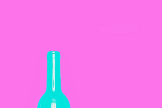 Foto una botella de vino en una ilustración de fondo rosa