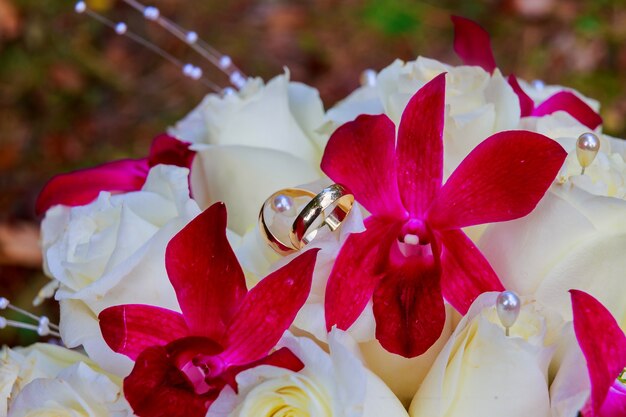 Bouquet com uma variedade de bouquet de noiva rosa