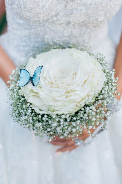 Bouquet de noiva com borboleta