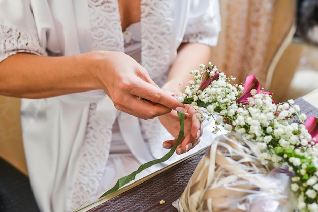 Bouquet de noiva com flores