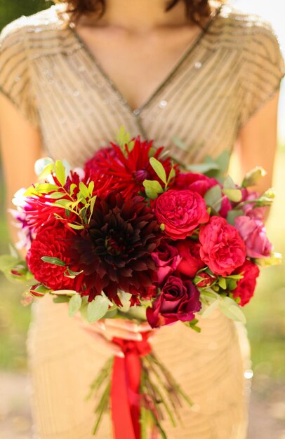 Foto bouquet de noiva fresco elegante de casamento composto por cores da moda
