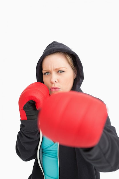 Boxeo mujer concentrada