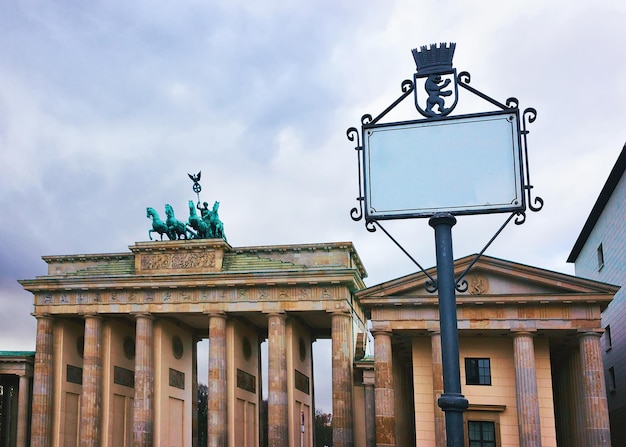 Foto brandenburger tor im zentrum von berlin, deutschland