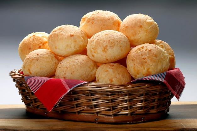 Brasilianisches Snack-Käsebrot