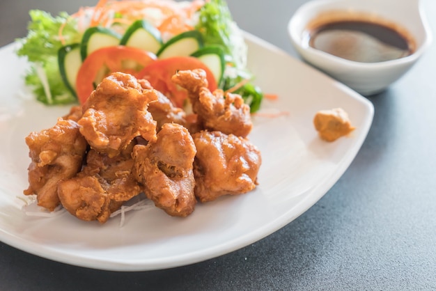 Brathähnchen mit Tonkatsu-Sauce