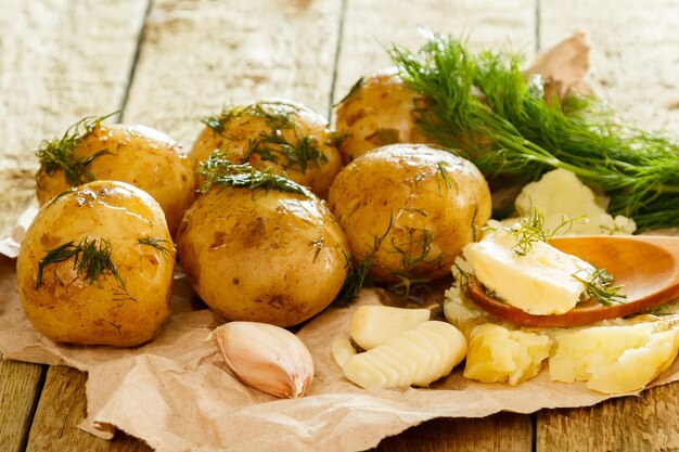 Bratkartoffeln mit Dill und Knoblauch