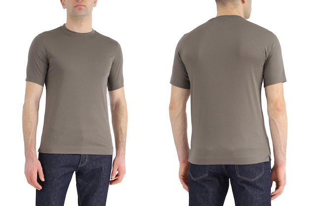Braunes T-Shirt auf zwei Seiten auf einem weißen, isolierten Hintergrundkopienraum