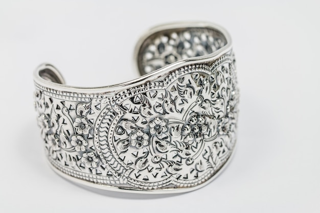 Brazalete de plata vieja