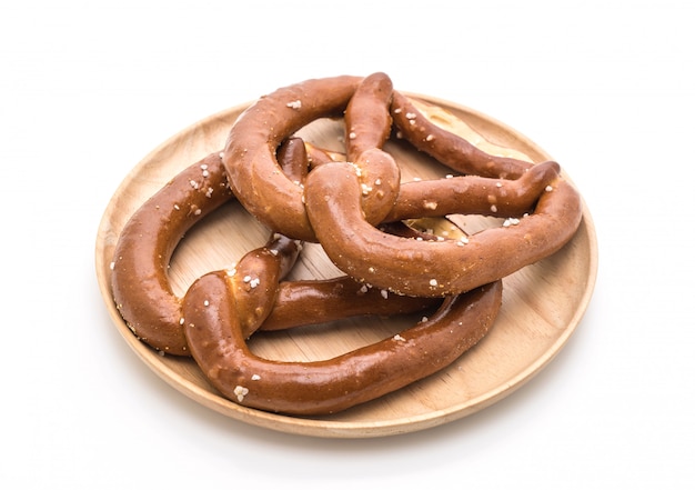 Brezel auf weißem Hintergrund