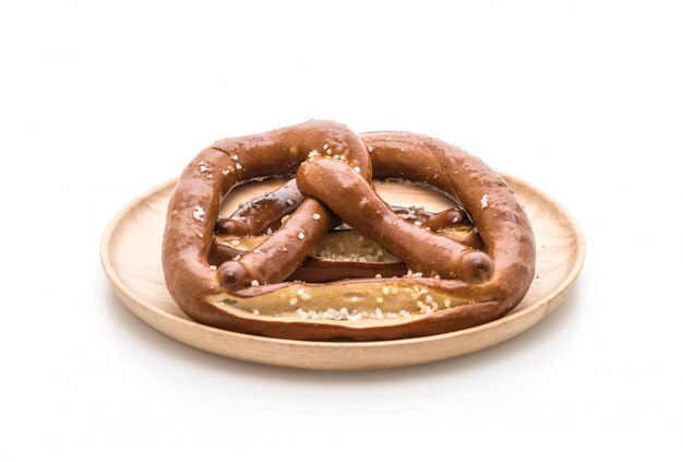 Brezel auf weißem Hintergrund