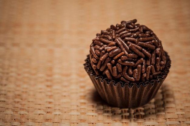 Brigadeiro eine brasilianische Süße.