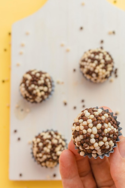 Brigadeiro Gourmet. Doce típico brasileiro.